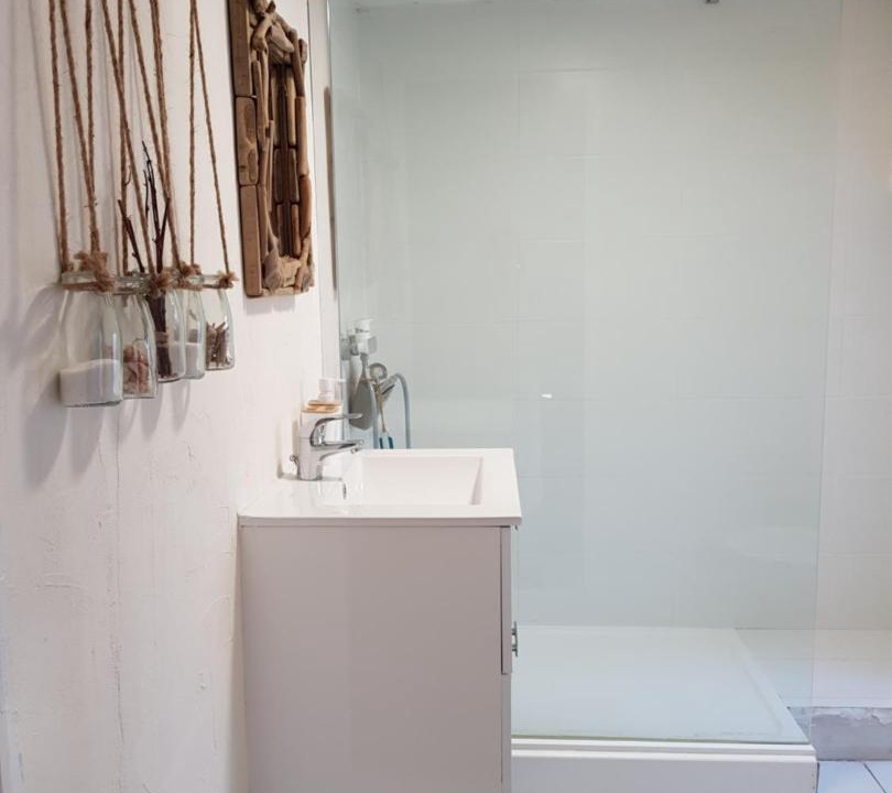 Photo of Bathroom in Coye-la-Foret