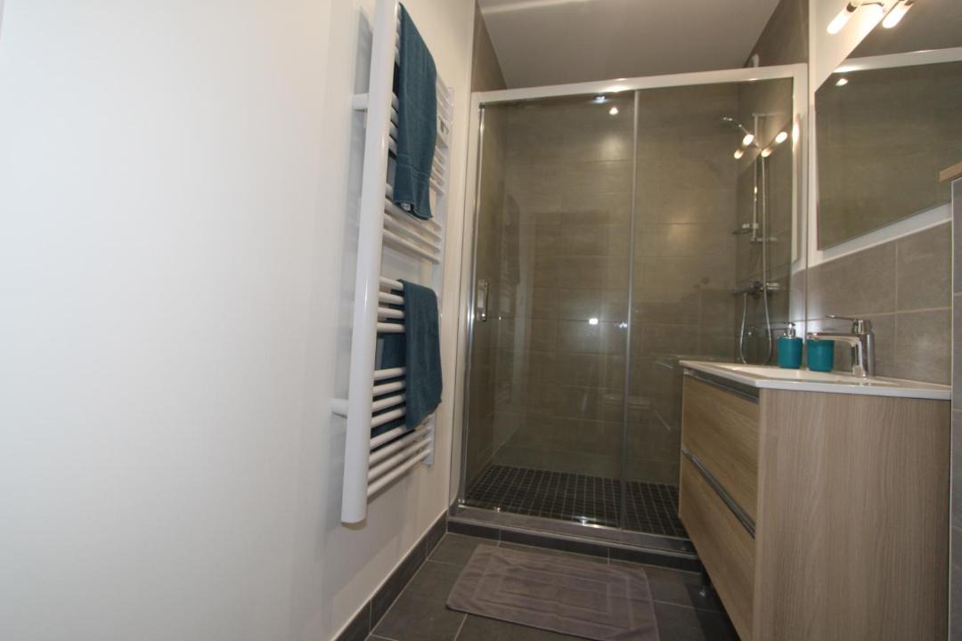 Photo of Bathroom in Romilly-sur-Seine