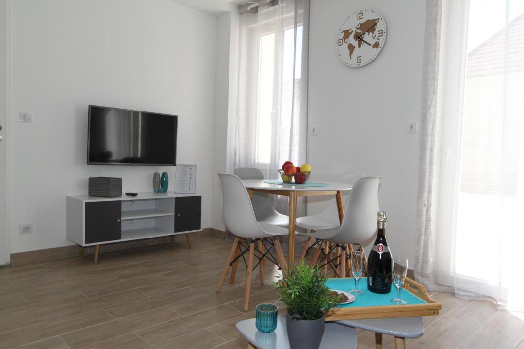 Photo of Livingroom in Romilly-sur-Seine