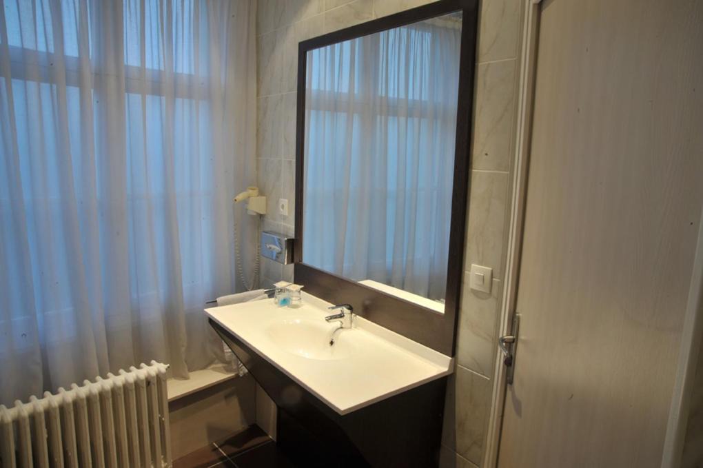Photo of Bathroom in Saint-Omer