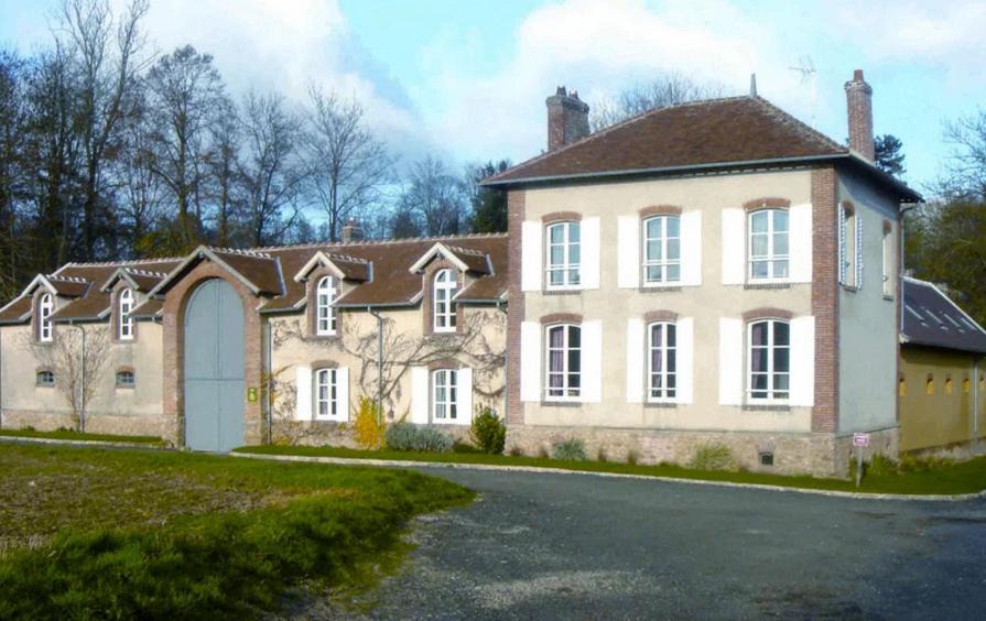 Photo of Buildings in Aulnoy