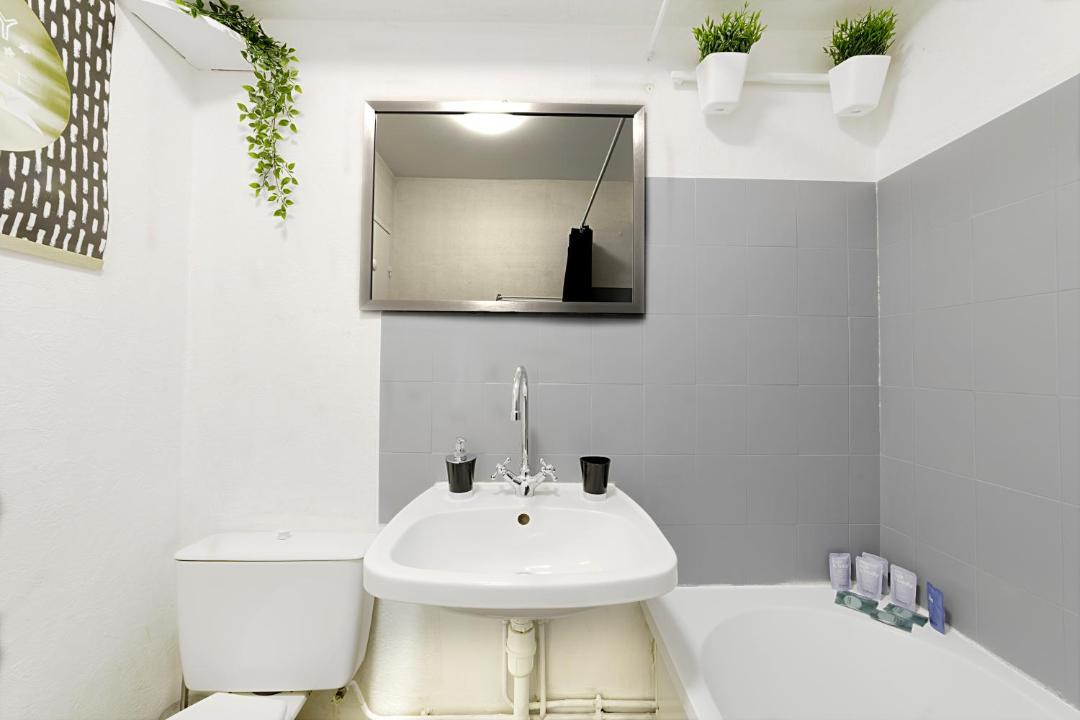 Photo of Bathroom in Gonesse