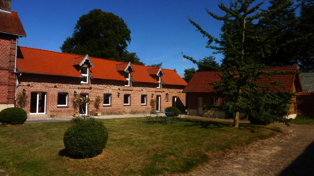 Photo of Buildings in Villers-Chatel