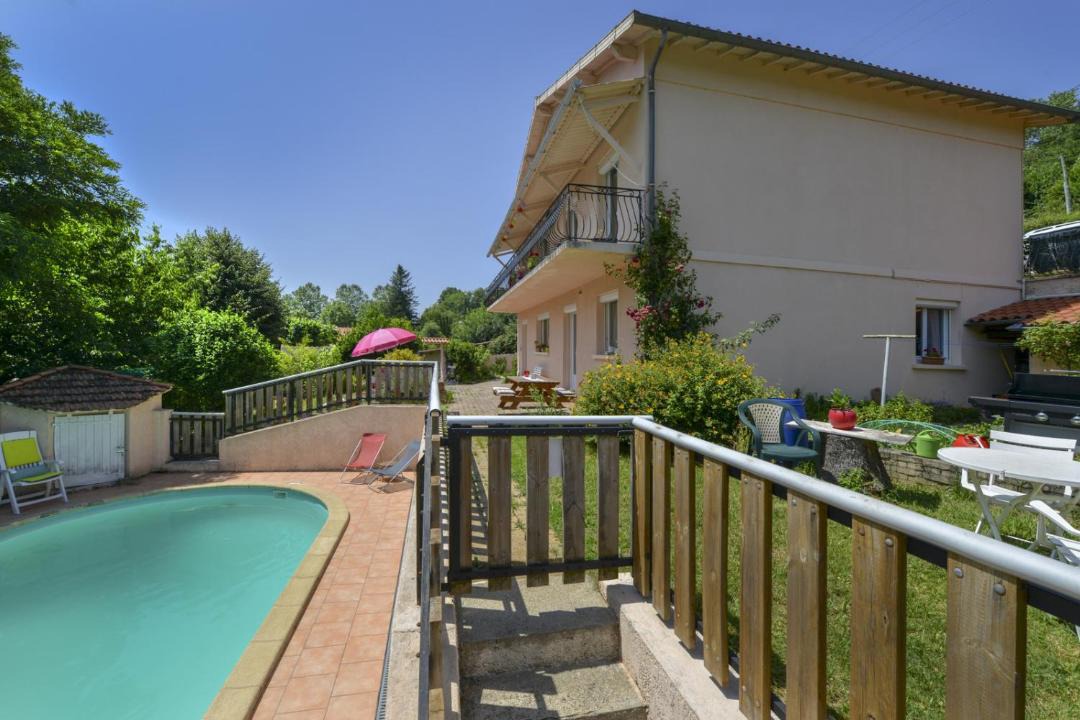 Photo of Outdoor in Burlats