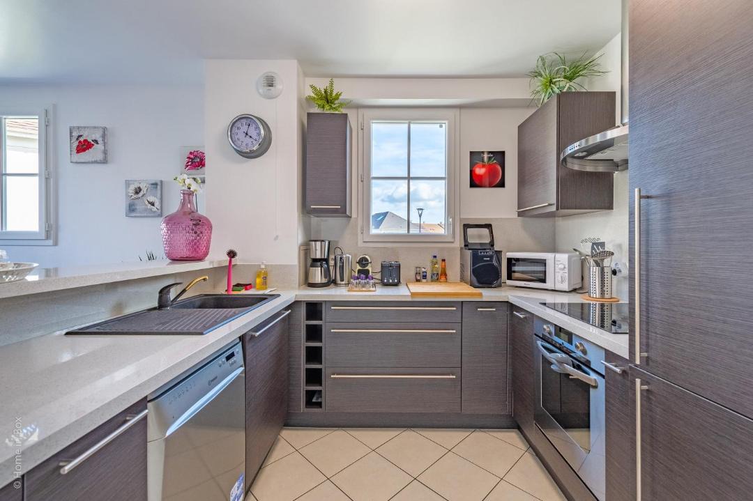 Photo of Kitchen in Magny-le-Hongre