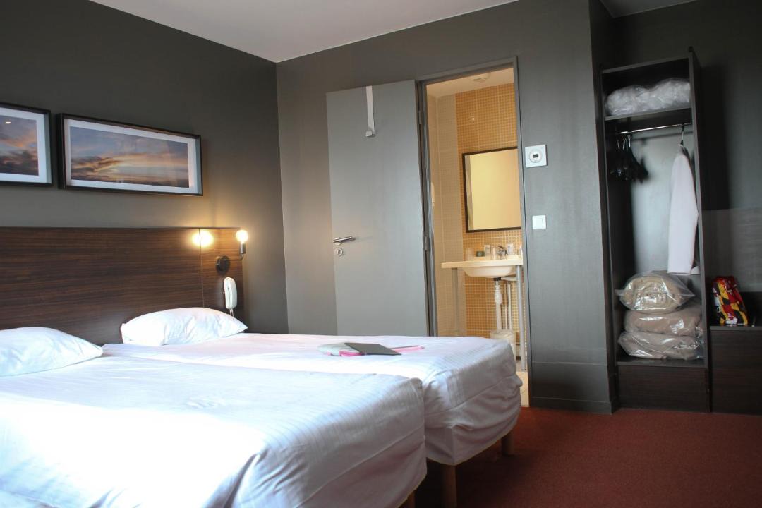 Photo of Bedroom in Athis-Mons
