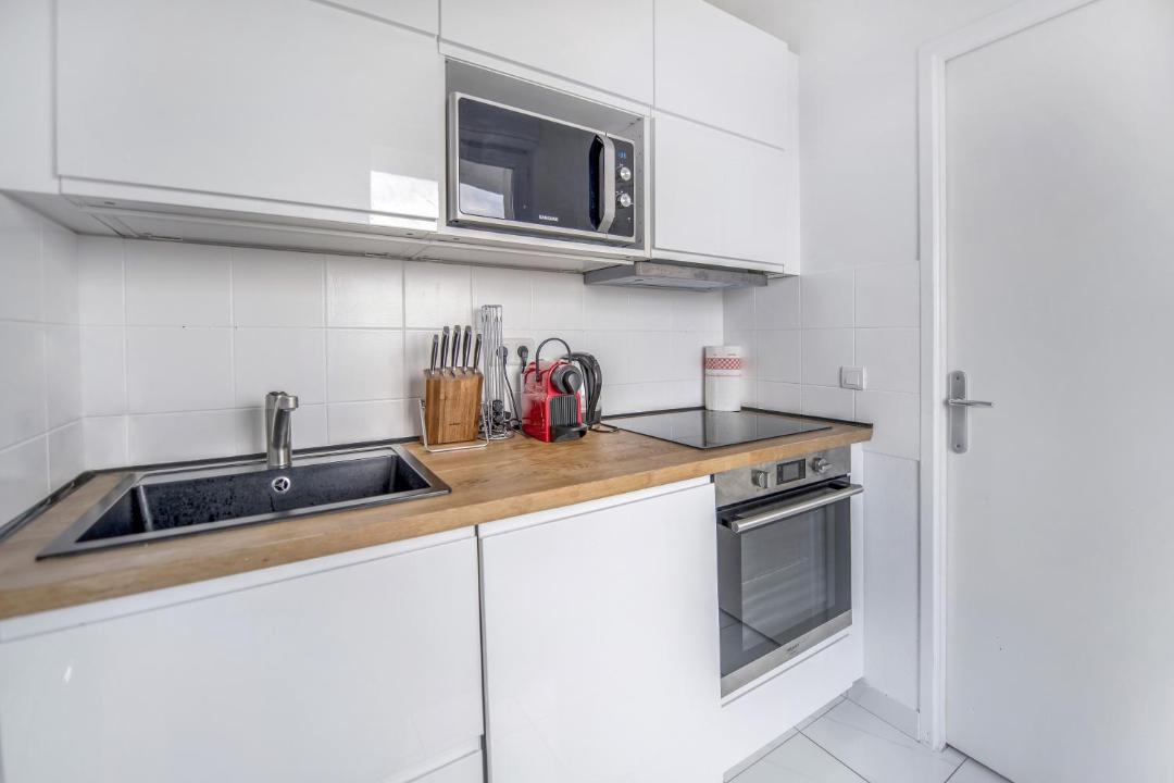 Photo of Kitchen in Center