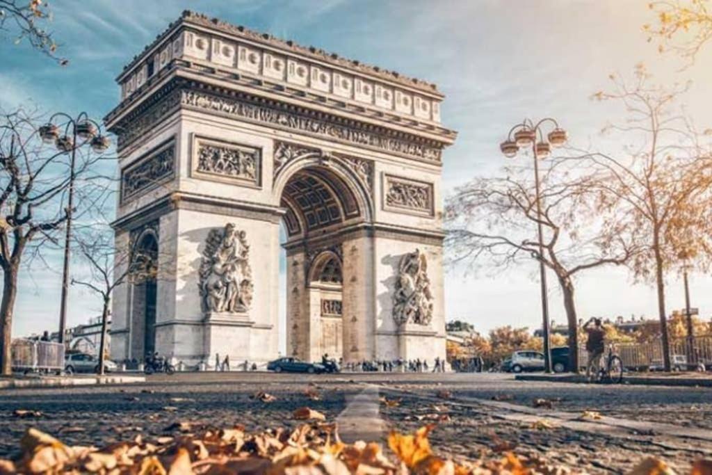 Photo of Buildings in Faubourg de l'Arche