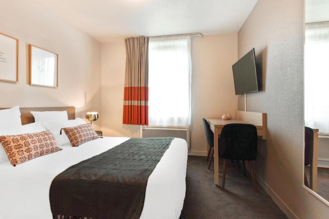 Photo of Bedroom in La Madeleine