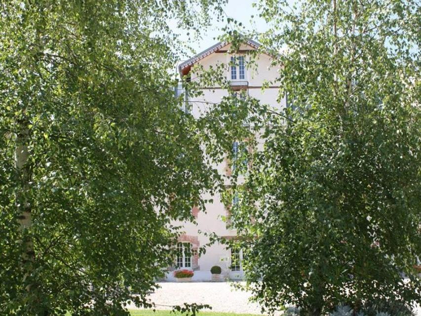 Photo of Buildings in Jutigny