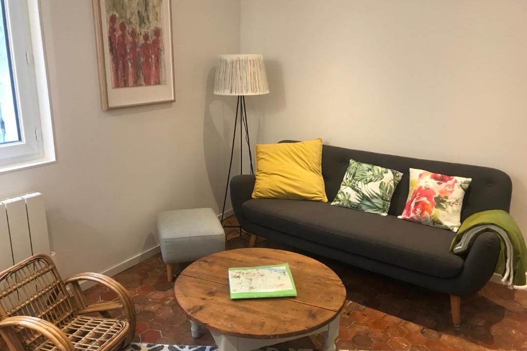 Photo of Livingroom in Coteaux Ouest