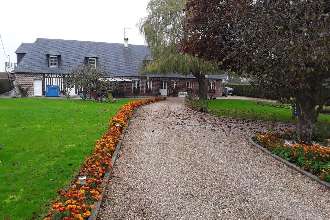 Photo of Others in Saint-Maclou-de-Folleville