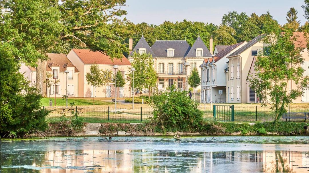 Photo of Others in Le Mee-sur-Seine
