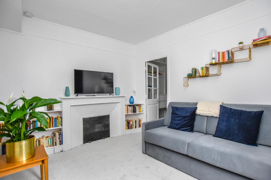 Photo of Livingroom in Notre-Dame-des-Champs