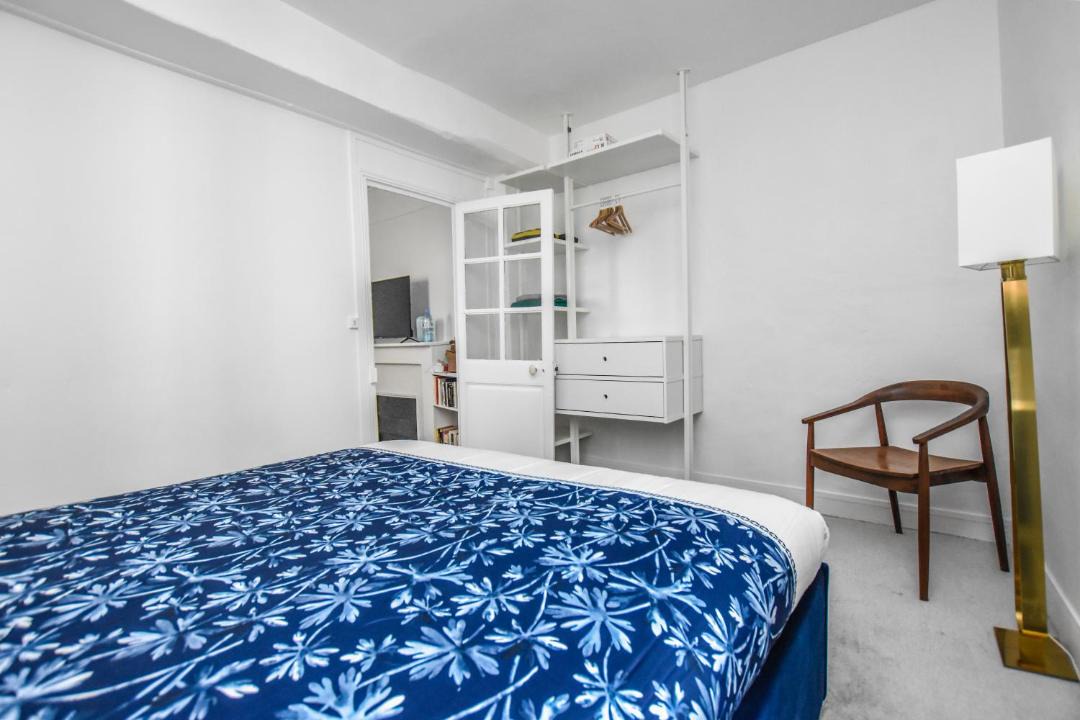 Photo of Bedroom in Notre-Dame-des-Champs