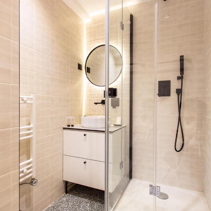 Photo of Bathroom in Hopital Saint-Louis