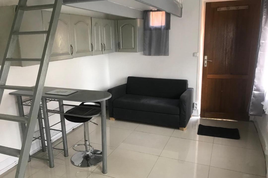 Photo of Livingroom in Villiers-Saint-Frederic