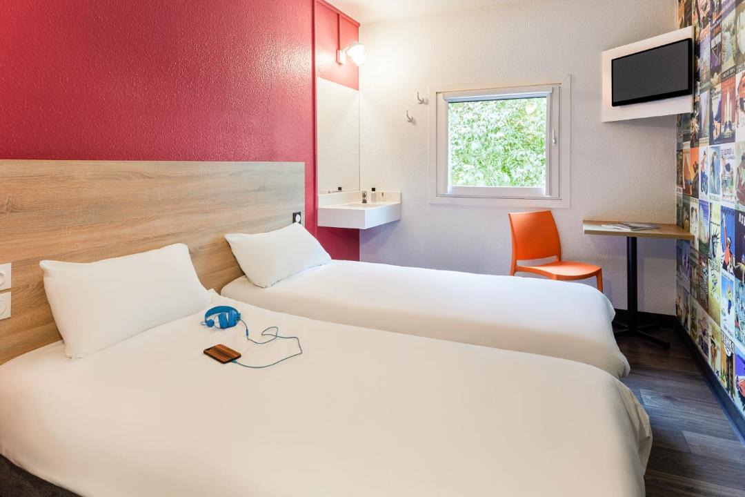Photo of Bedroom in Les Ulis