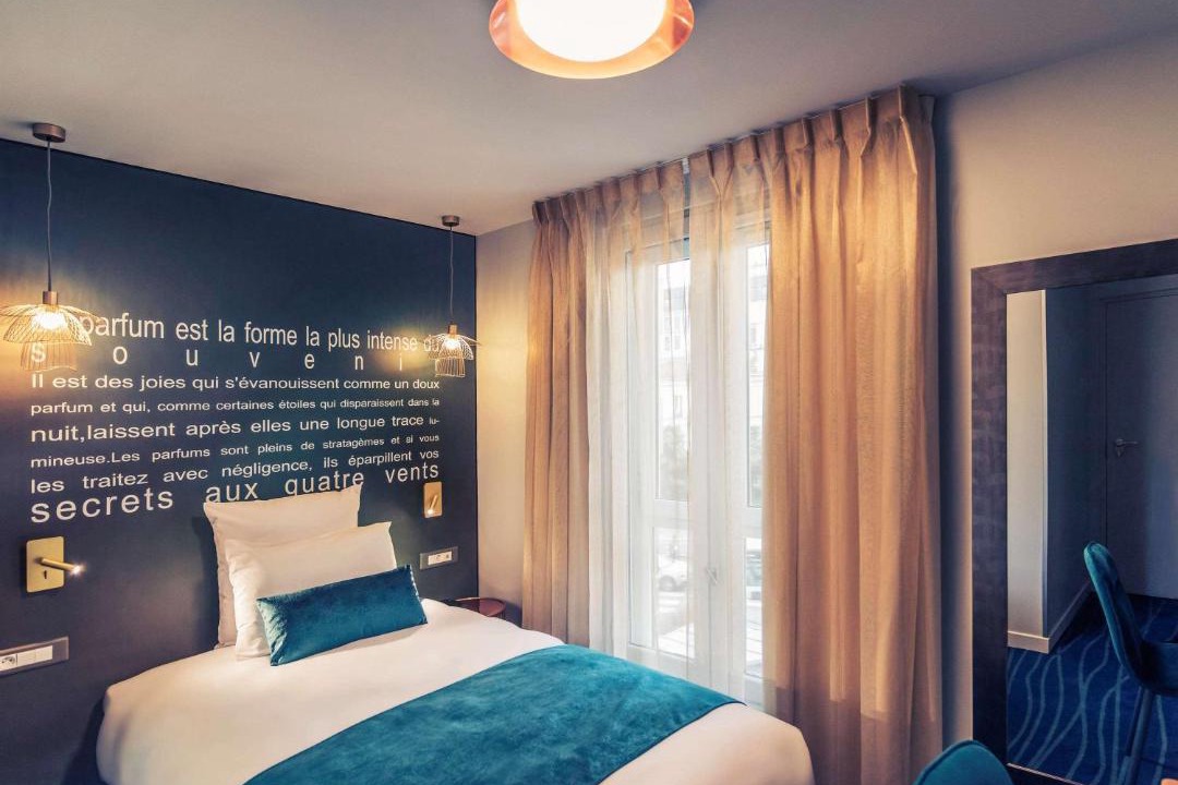 Photo of Bedroom in Suresnes