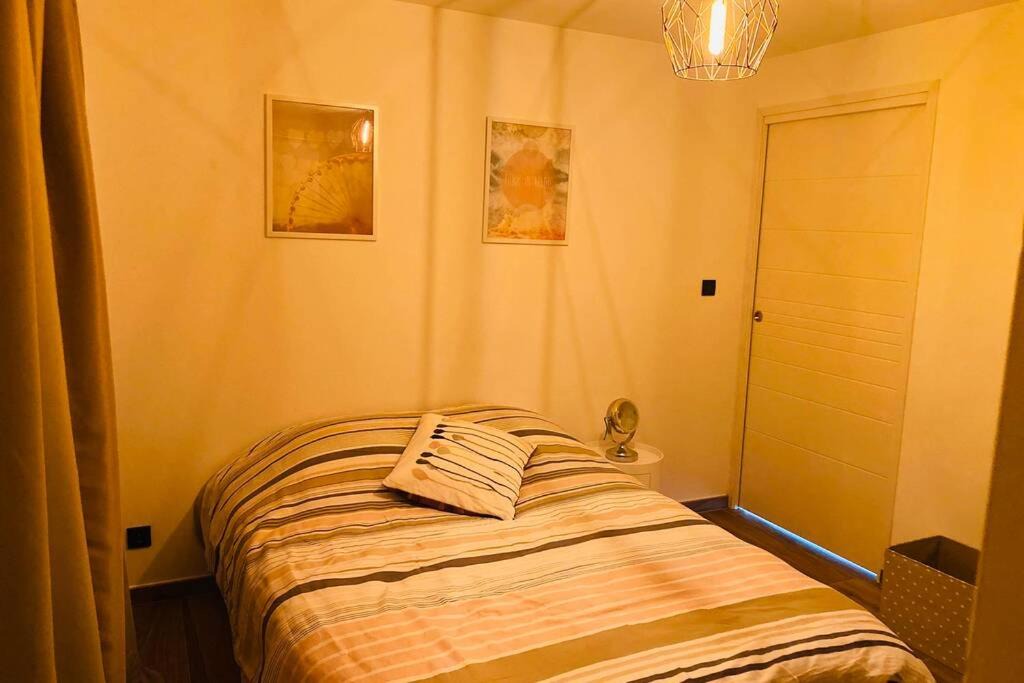 Photo of Bedroom in Bois-Grenier