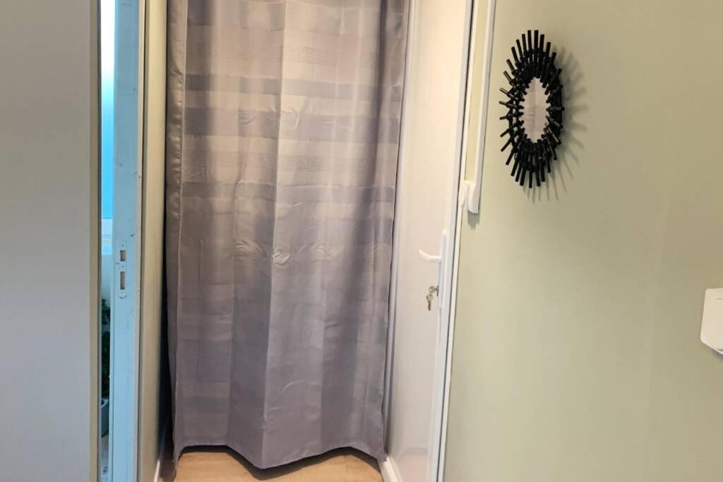 Photo of Bathroom in Caudry