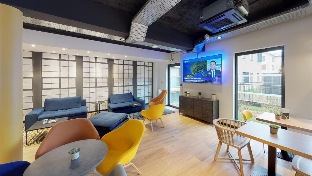 Photo of Livingroom in Fontainebleau