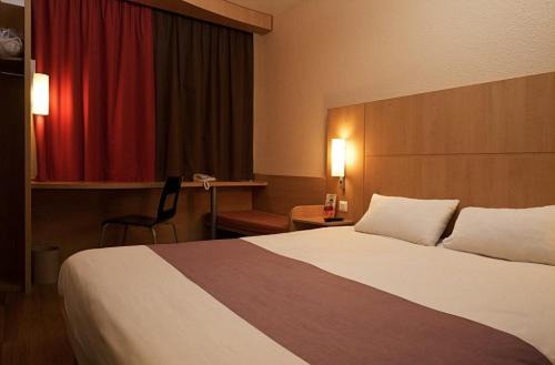 Photo of Bedroom in Magny