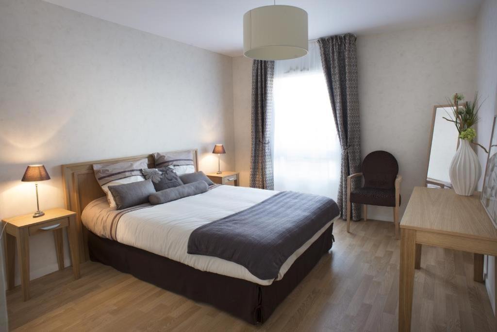 Photo of Bedroom in Montivilliers