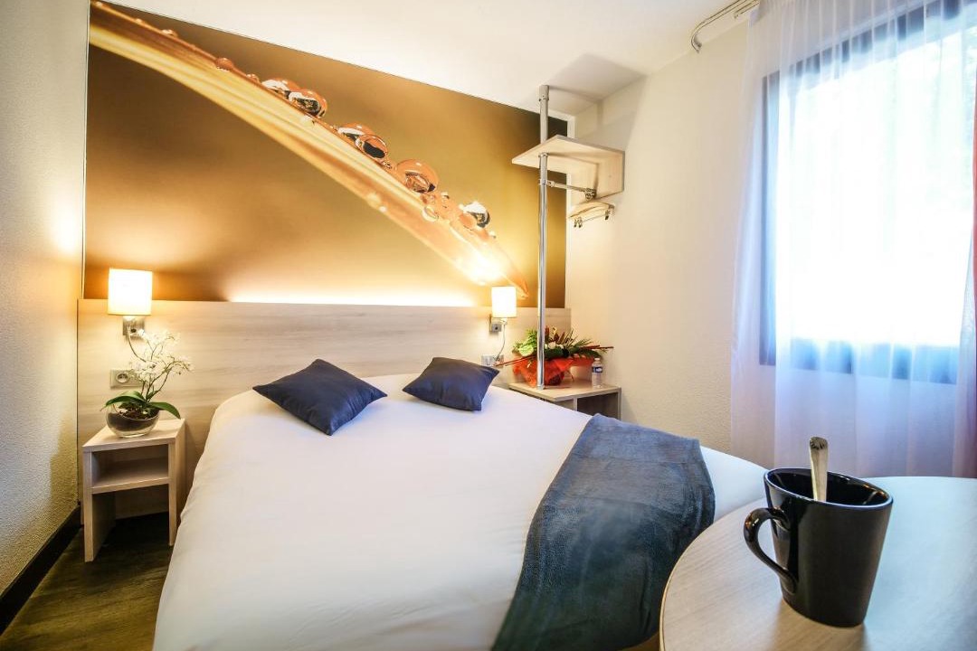 Photo of Bedroom in Villemandeur