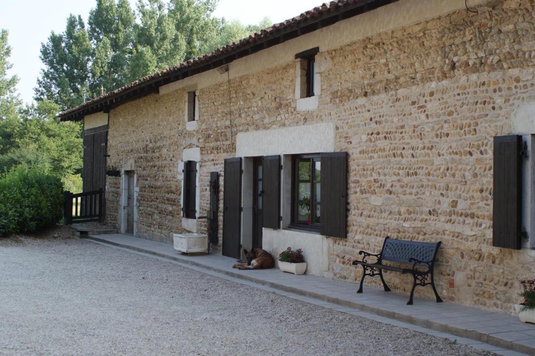 Photo of Buildings in Viriat