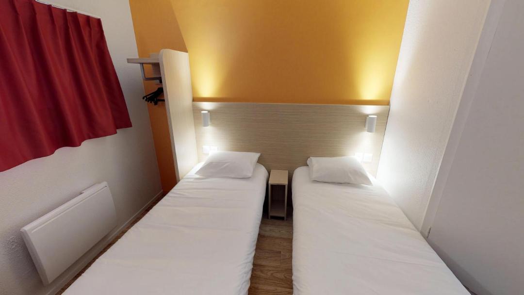 Photo of Bedroom in Tinqueux