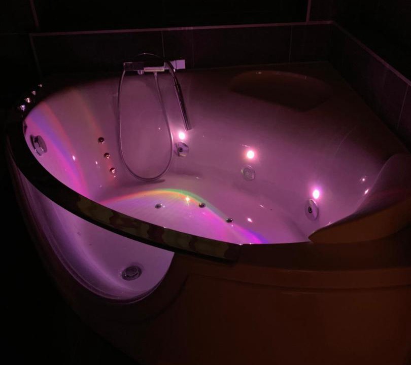Photo of Bathroom in Rouen City Centre