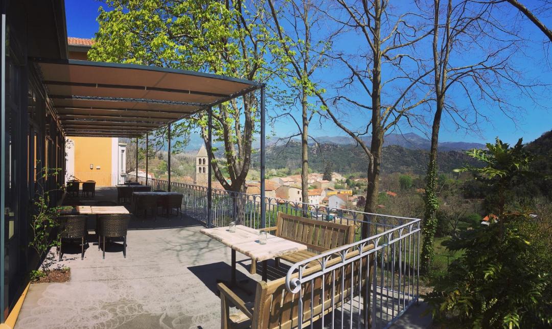 Photo of Patio Balcony in St Gervais sur Mare