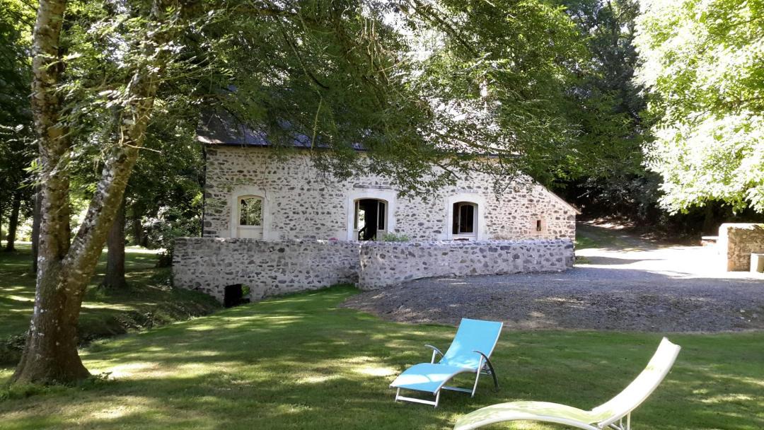Photo of Buildings in Auvers-le-Hamon