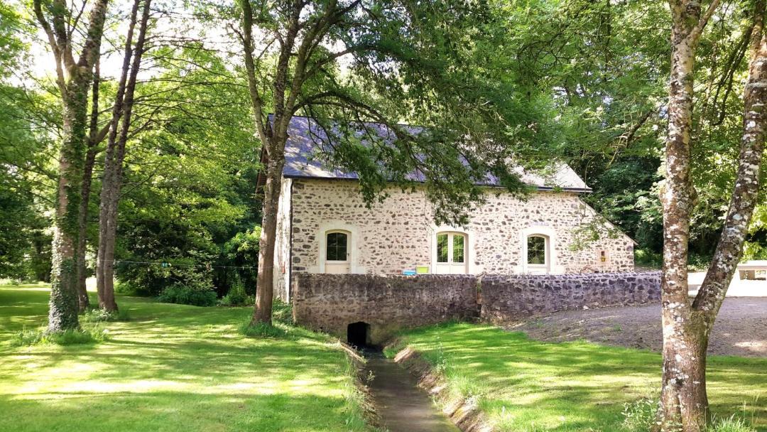 Photo of Others in Auvers-le-Hamon