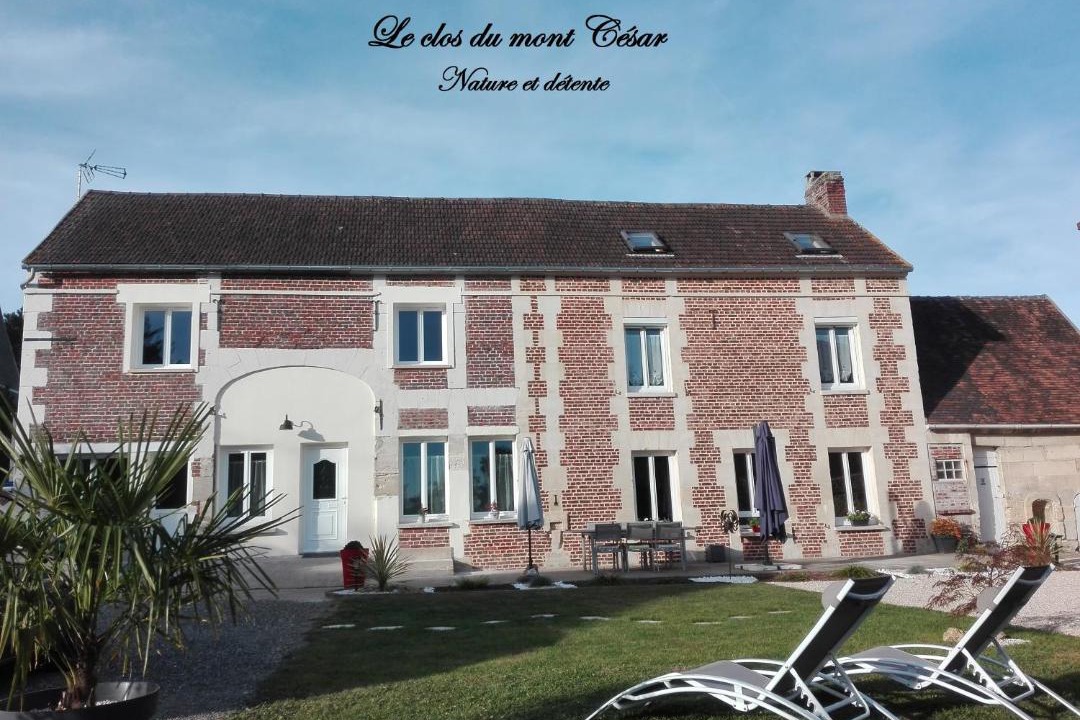 Photo of Buildings in Bailleul-sur-Therain
