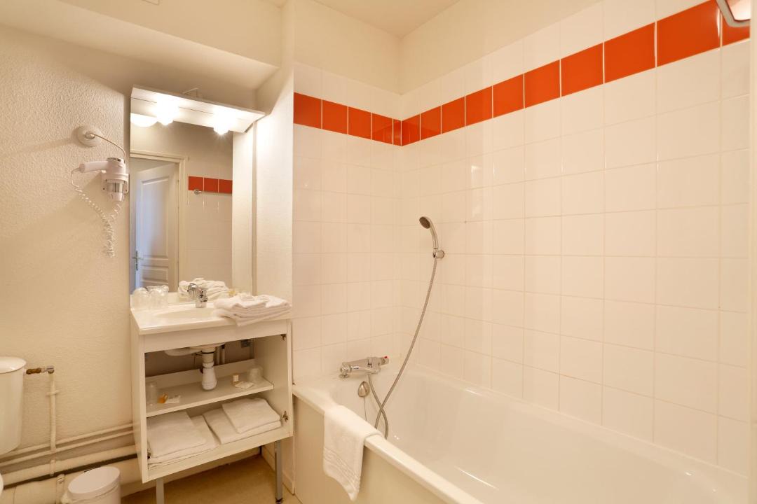 Photo of Bathroom in Epernay