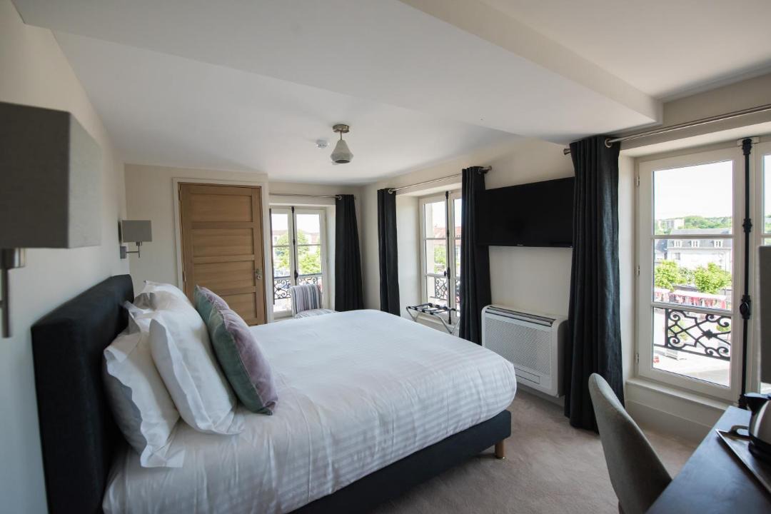 Photo of Bedroom in Chantilly