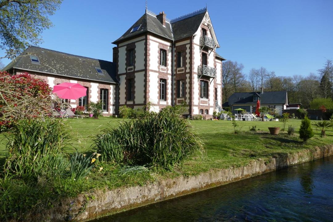 Photo of Others in Ouville-la-Riviere