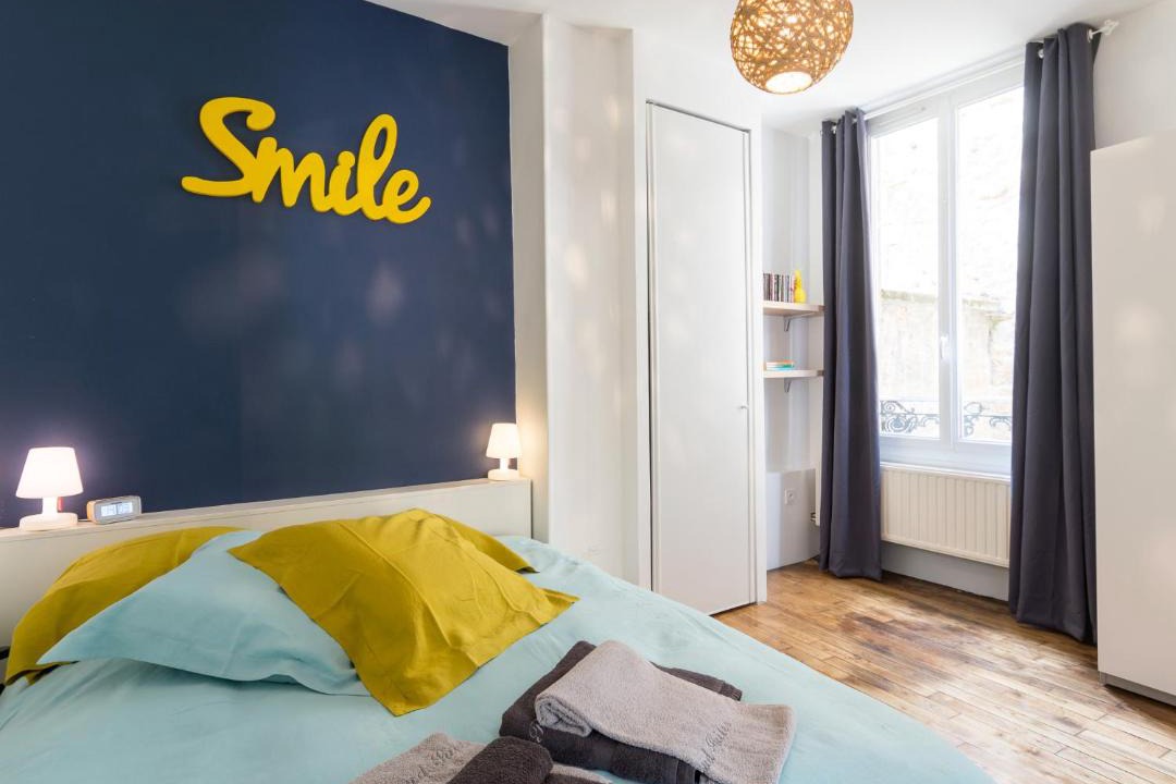 Photo of Bedroom in Charleville-Mezieres