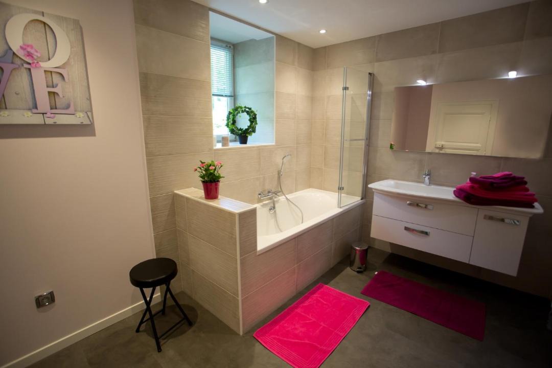 Photo of Bathroom in Nuits-Saint-Georges