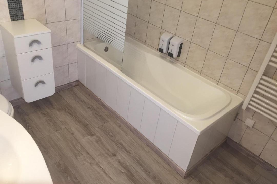 Photo of Bathroom in Caours