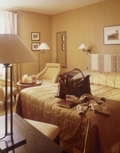Photo of Bedroom in Villiers-le-Mahieu