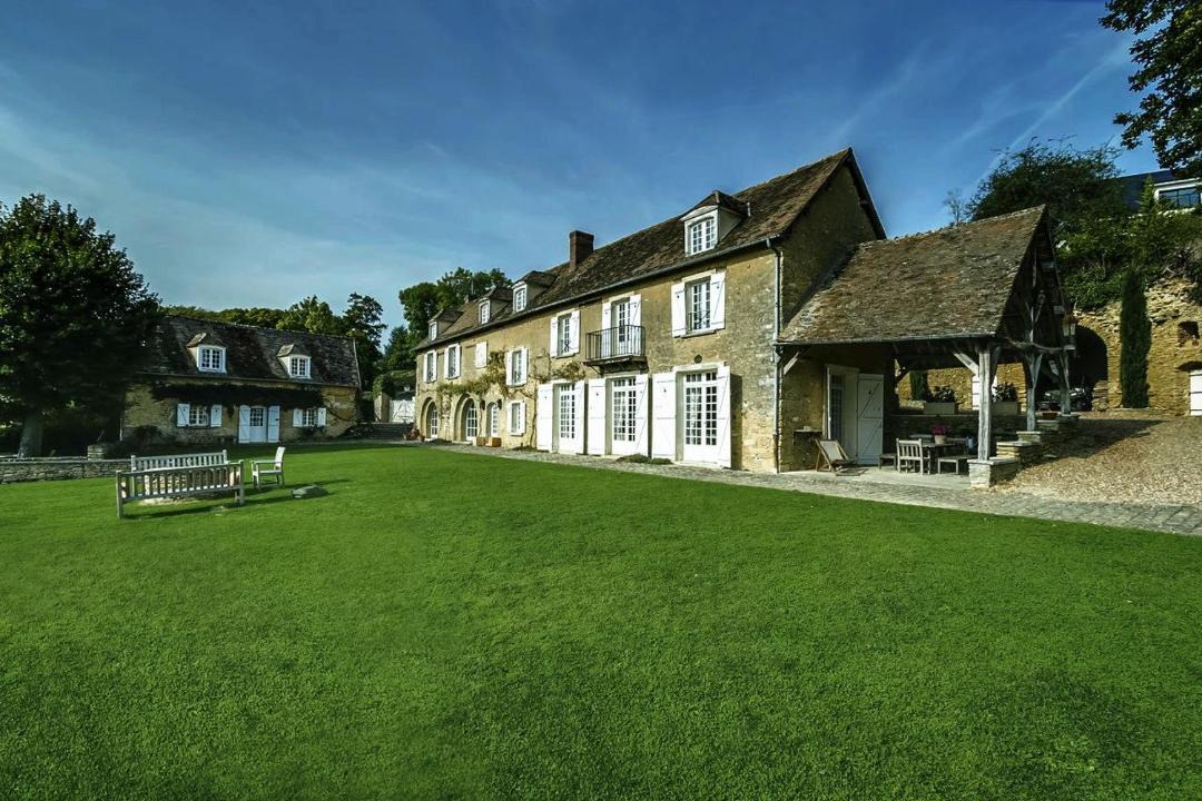 Photo of Others in Menilles