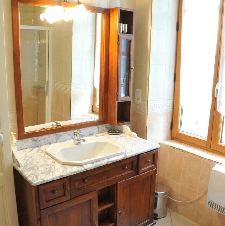 Photo of Bathroom in Maligny