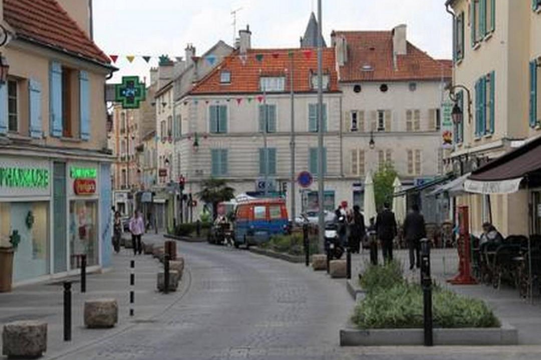 Photo of Buildings in Centre