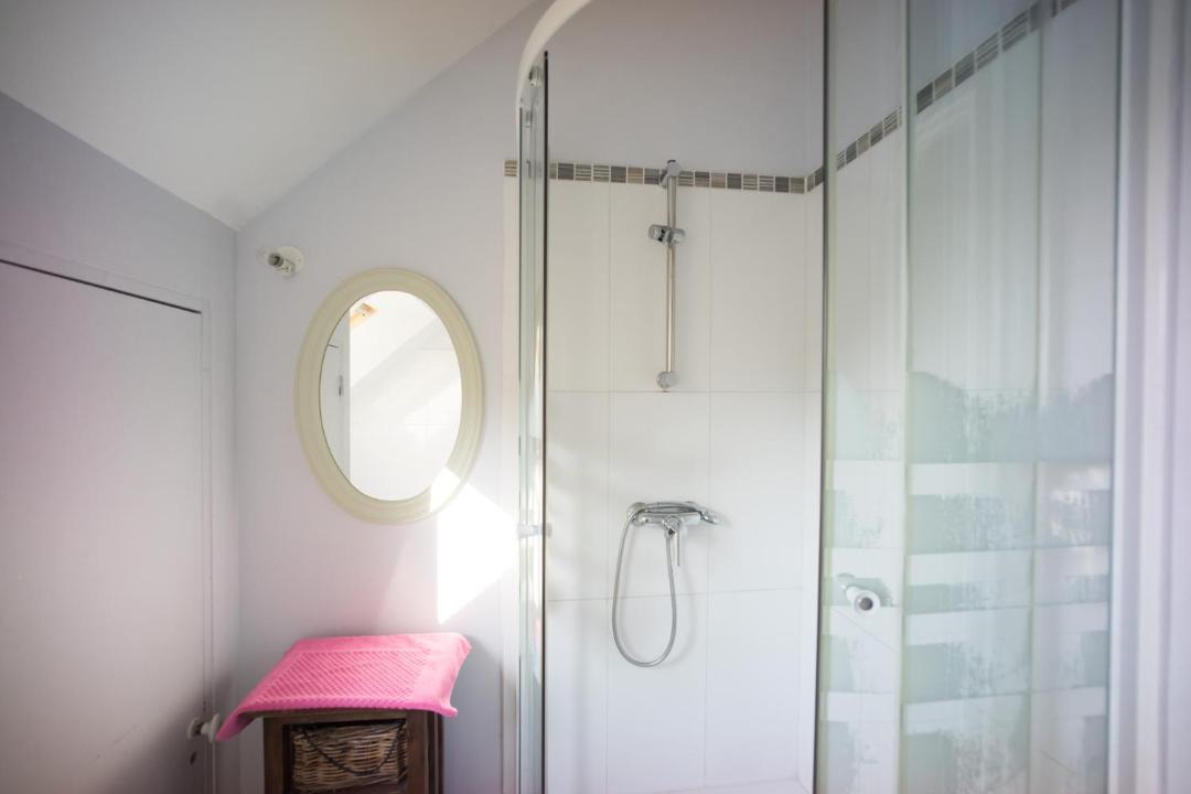 Photo of Bathroom in Sassetot-le-Mauconduit