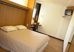 Brit Hotel La Bonne Etape