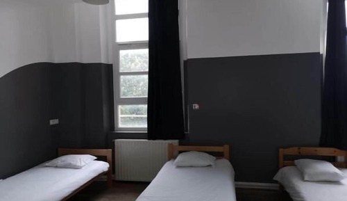 Shared Dormitory, Men only (Bed in 4-Bed)