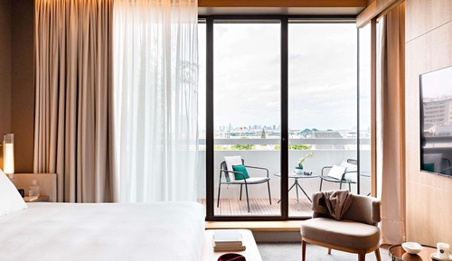 Suite, 1 King Bed (Eiffel)
